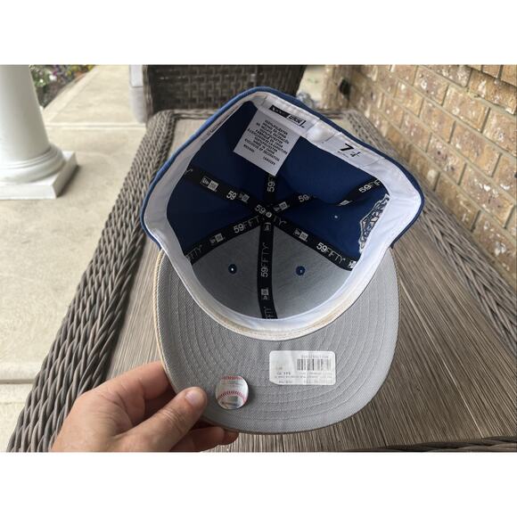 New York Yankees Fitted Hat Cap 7 1/4 Blue Tan 1999 World Series New Era RARE NY - Picture 6 of 9